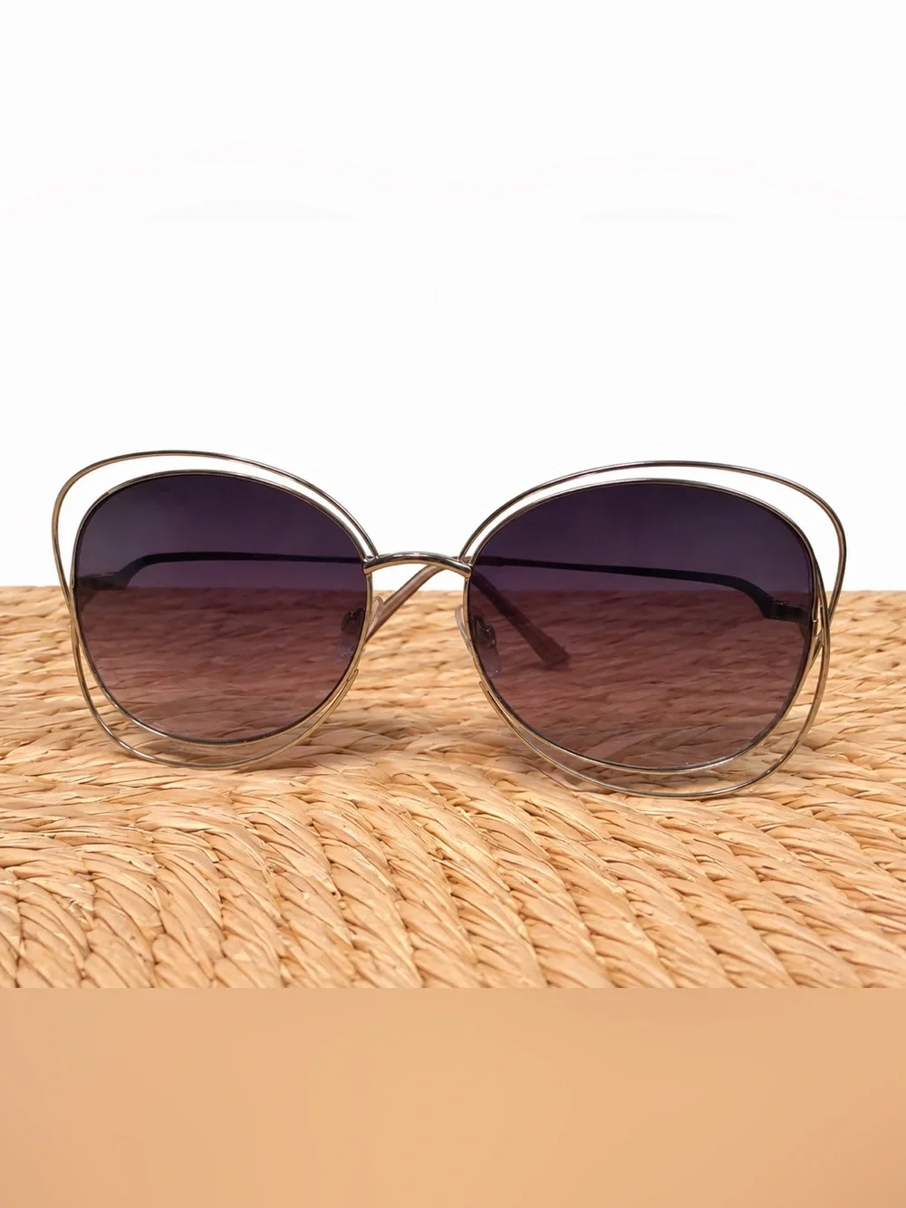 Women’s Round Gradient Sunglasses - Stylish Wire Frame